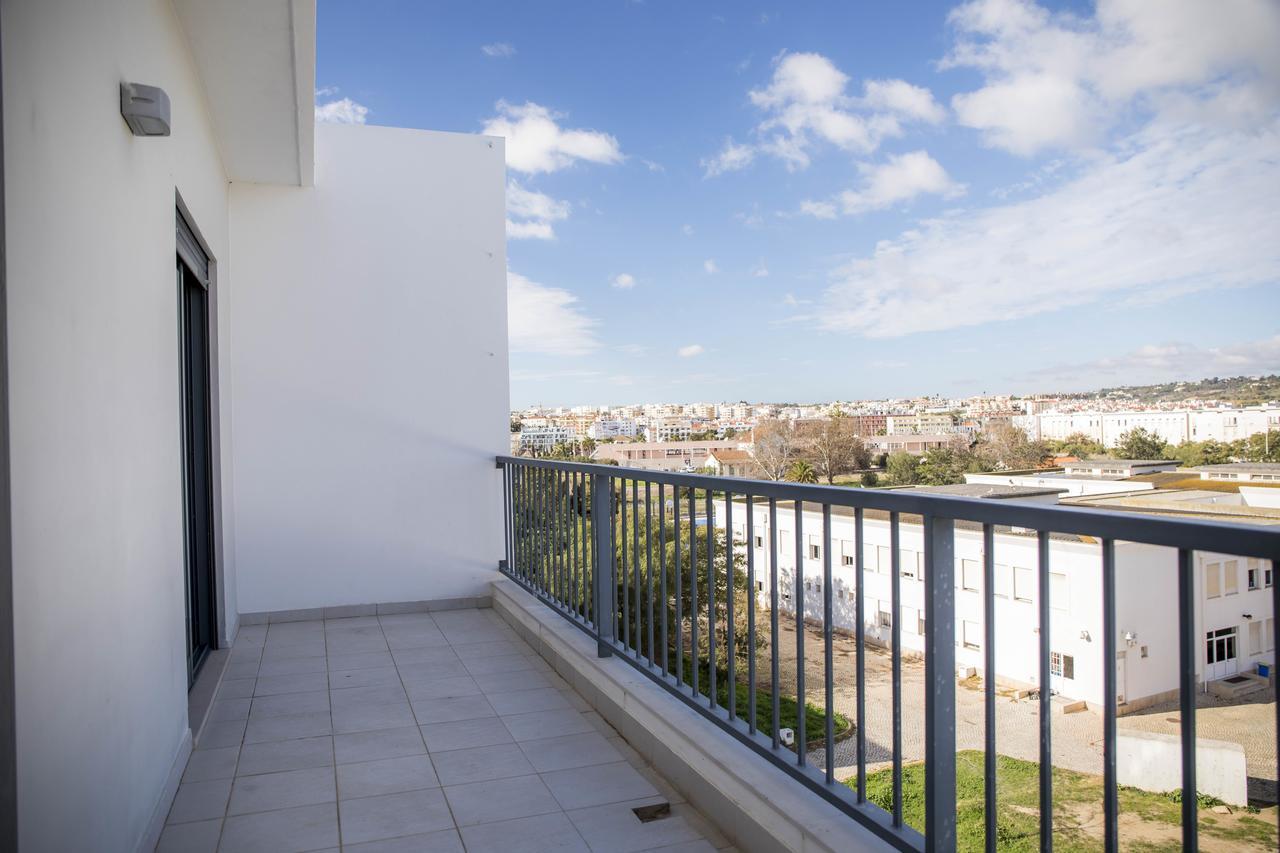 B04 - Luxury 2 Bed W Terrace Pool Apartment Lagos Luaran gambar