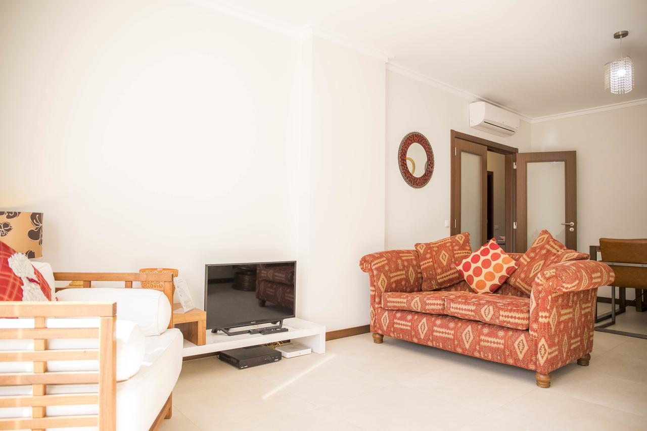 B04 - Luxury 2 Bed W Terrace Pool Apartment Lagos Luaran gambar