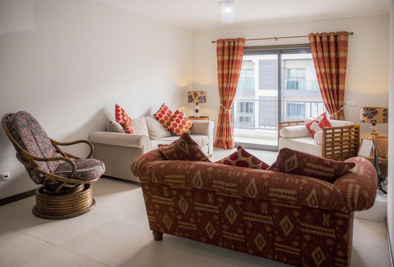 B04 - Luxury 2 Bed W Terrace Pool Apartment Lagos Luaran gambar