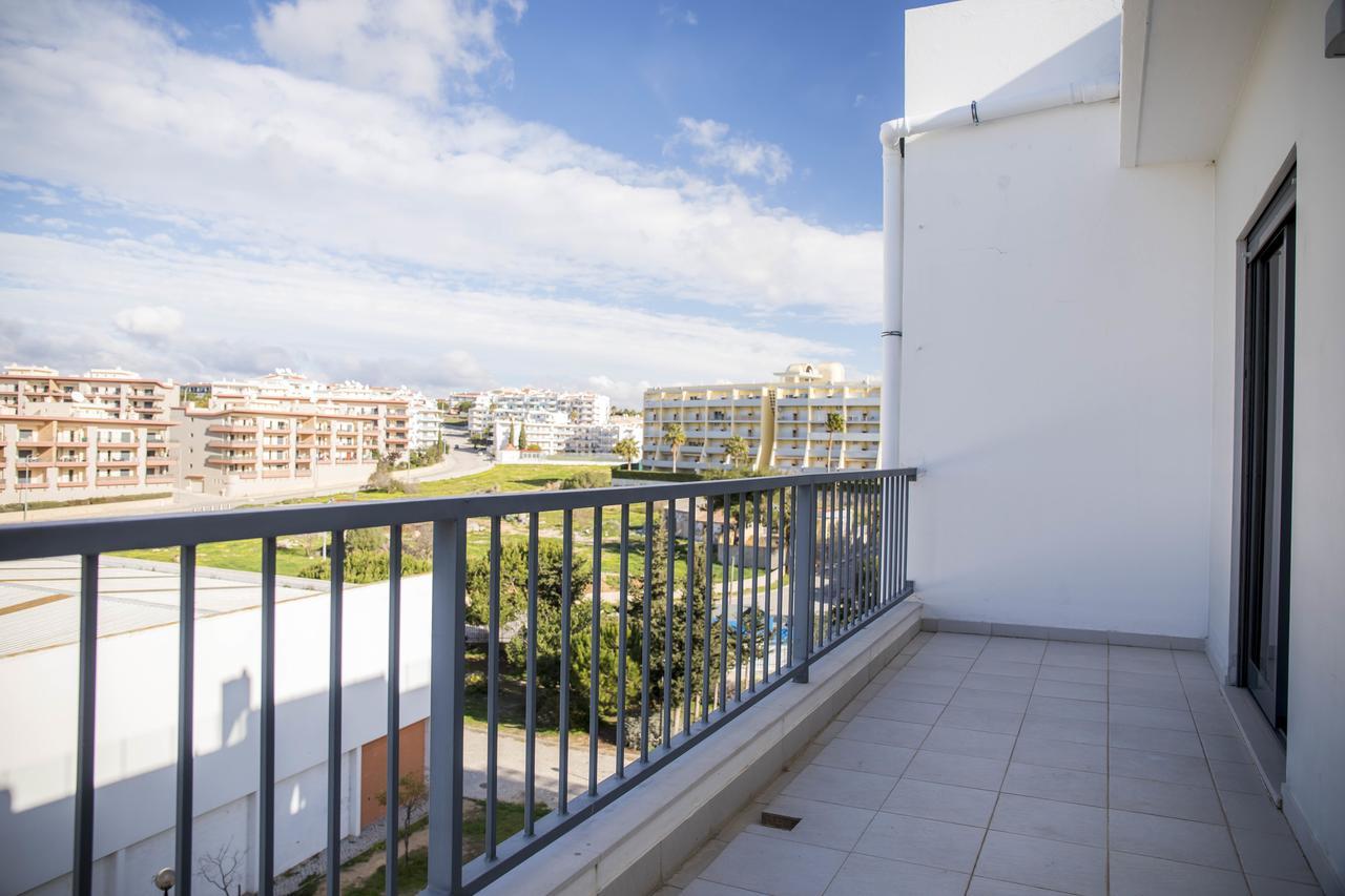B04 - Luxury 2 Bed W Terrace Pool Apartment Lagos Luaran gambar