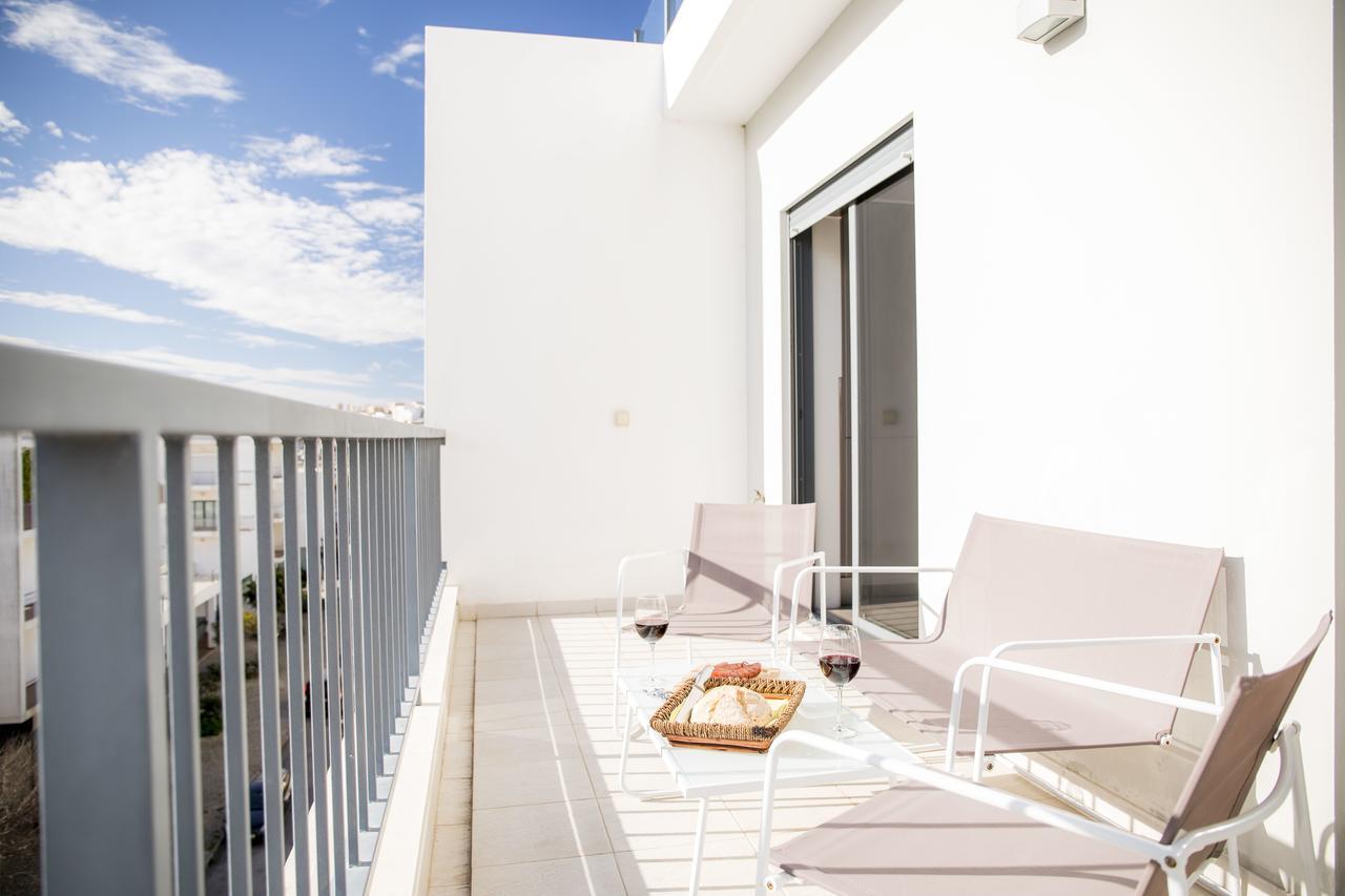 B04 - Luxury 2 Bed W Terrace Pool Apartment Lagos Luaran gambar