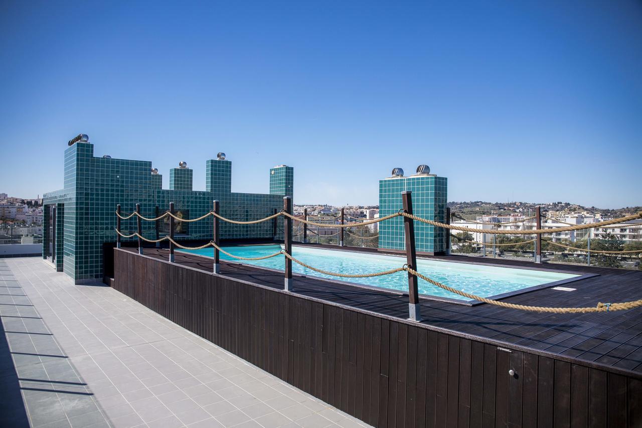 B04 - Luxury 2 Bed W Terrace Pool Apartment Lagos Luaran gambar