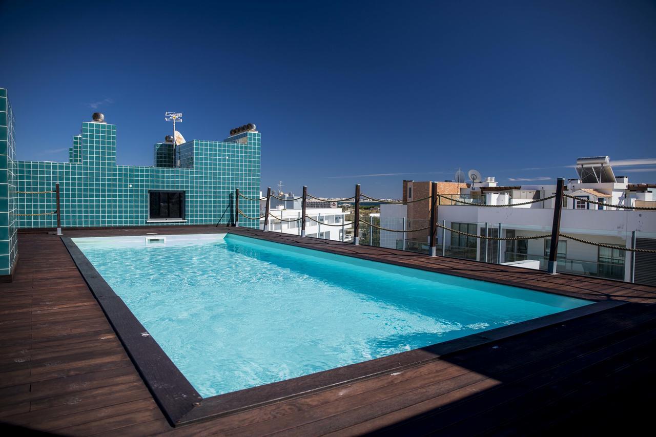 B04 - Luxury 2 Bed W Terrace Pool Apartment Lagos Luaran gambar